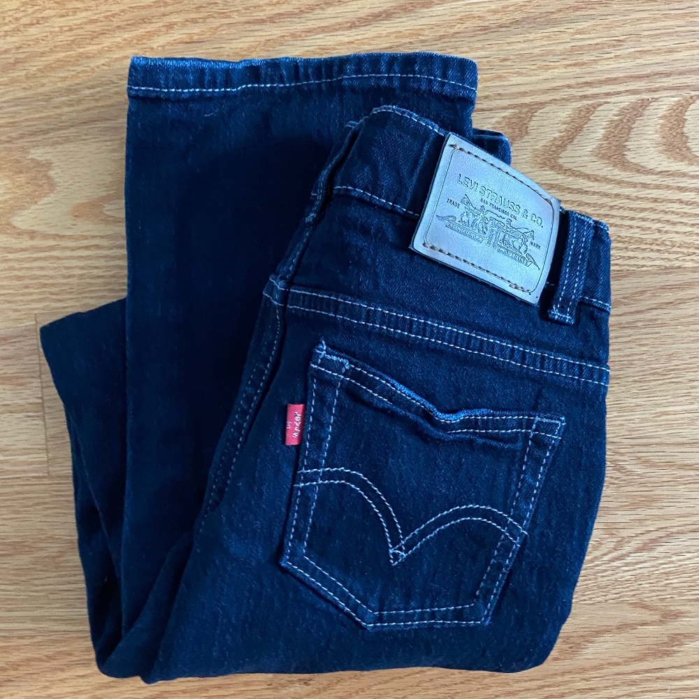 Levi's NWOT Girls Straight Leg Jeans (12)